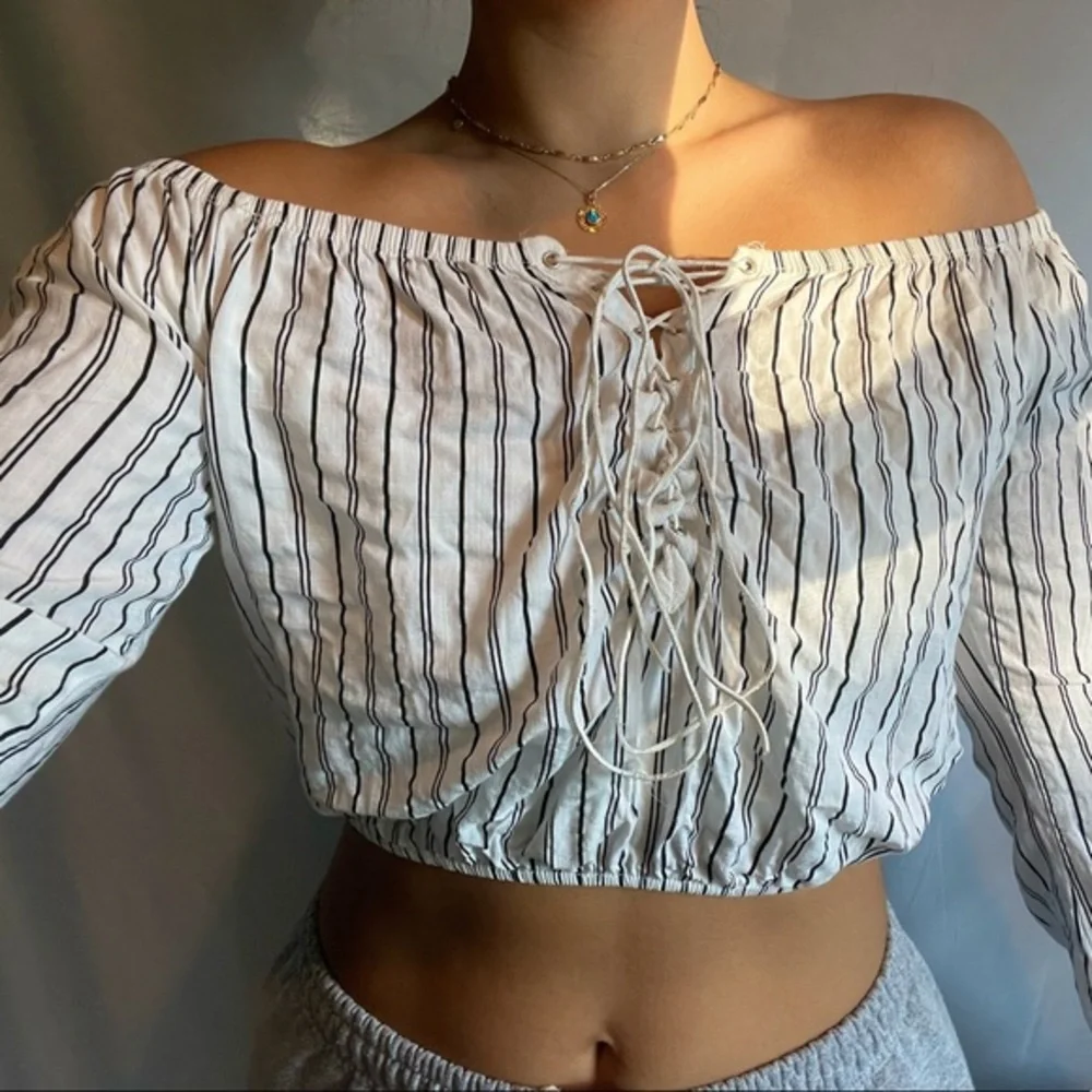 Ruched Striped Tie Crop Long Sleeve - Picture 1 of 6